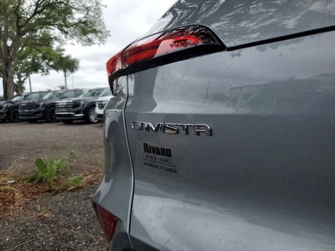 New 2026 Buick Envista Sport Touring FWD image 8
