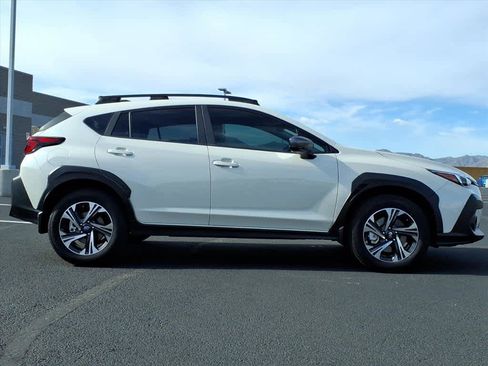 Used 2024 Subaru Crosstrek 2.0i Premium image 8