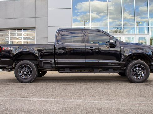 Used 2024 Ford F250 Lariat w/ Sport Appearance Package image 4