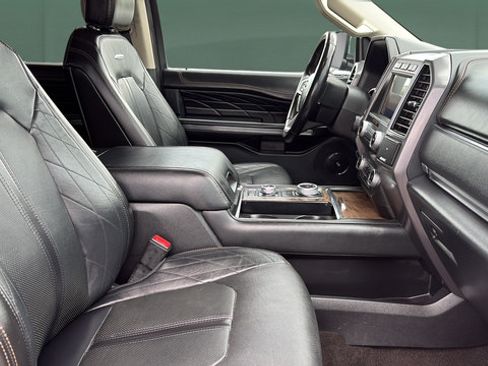 Used 2021 Ford Expedition Max Platinum AWD/4WD image 24