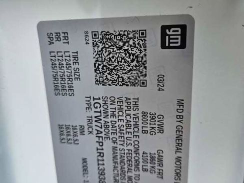 Used 2024 GMC Savana 2500 w/ Driver Convenience Package image 12