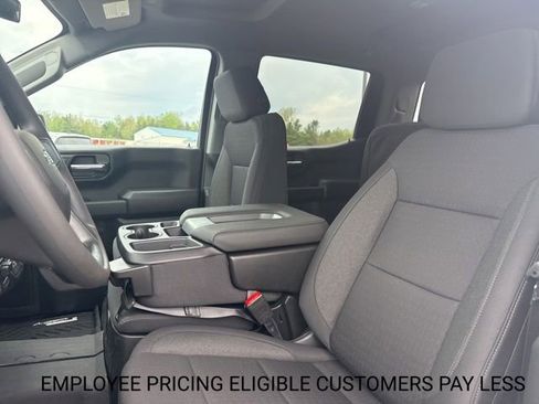 New 2026 Chevrolet Silverado 1500 Custom Trail Boss w/ LPO, Dark Essentials Package AWD/4WD image 12