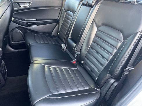 Used 2017 Ford Edge SEL w/ Equipment Group 201A image 10