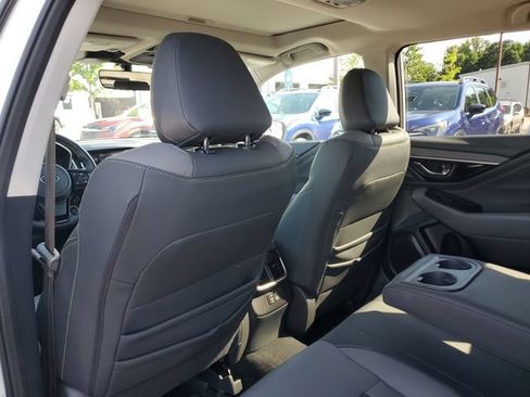 Certified 2024 Subaru Outback Onyx Edition AWD/4WD image 12