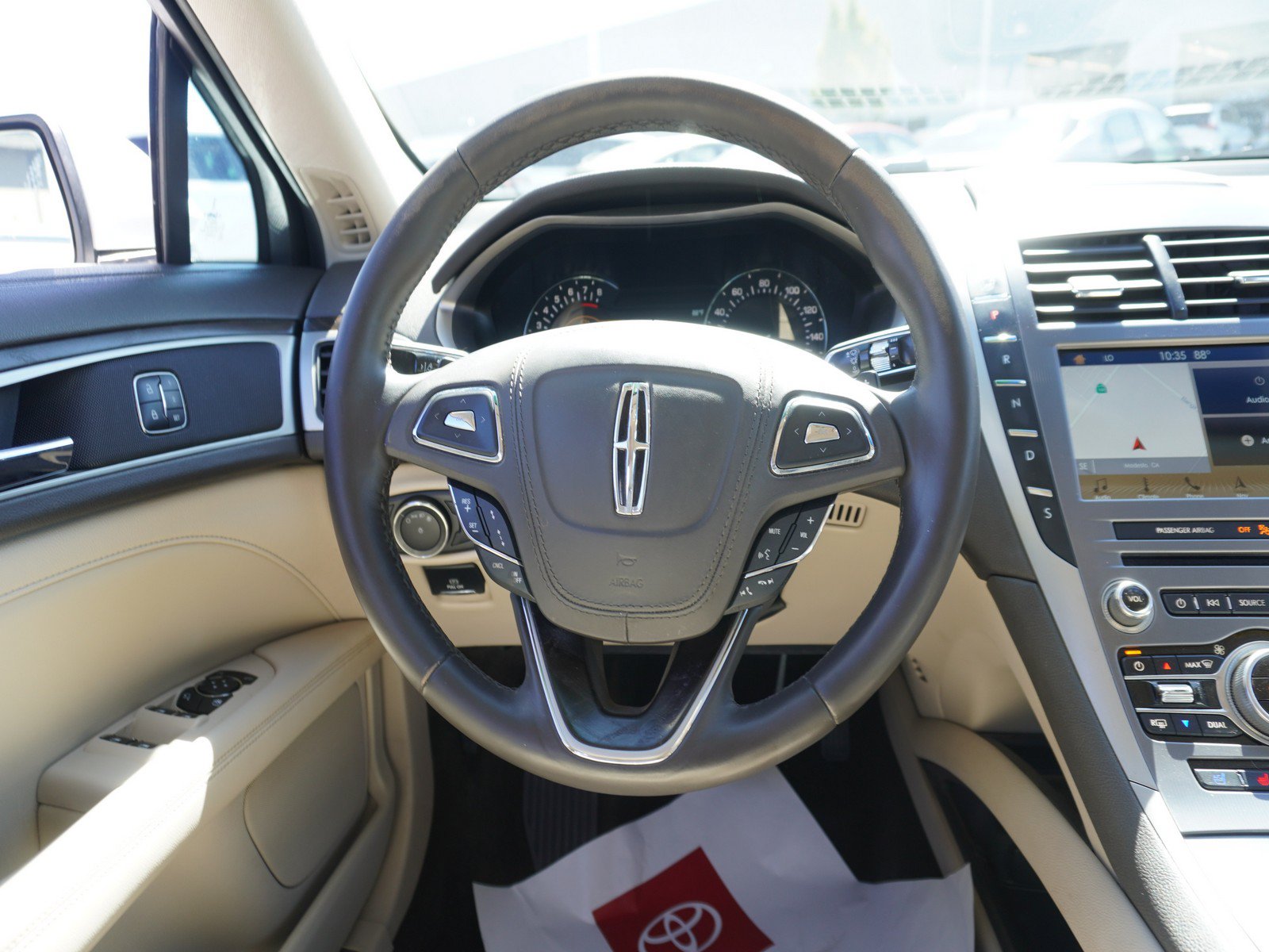 Used 2017 Lincoln MKZ Reserve w/ Technology Package FWD image 15