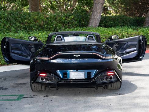 Used 2023 Aston Martin V8 Vantage image 7