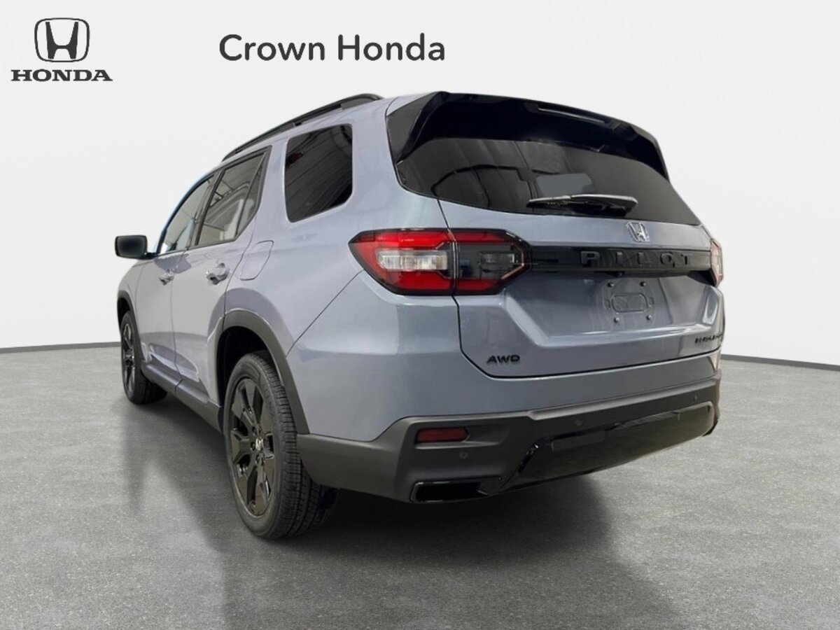 New 2026 Honda Pilot Black Edition image 3