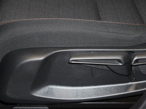 Certified 2025 Honda HR-V Sport image 12