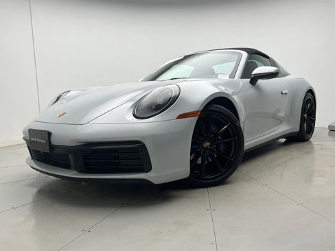 Certified 2024 Porsche 911 Targa 4 image 27