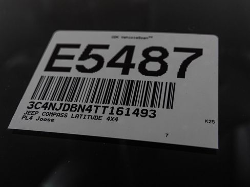 New 2026 Jeep Compass Latitude image 47