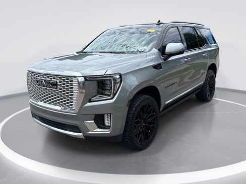 Used 2024 GMC Yukon Denali w/ Max Trailering Package AWD/4WD image 3