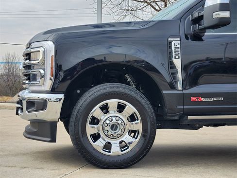 Used 2024 Ford F250 King Ranch w/ Chrome Package image 8