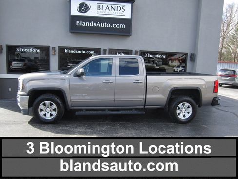 Used 2017 GMC Sierra 1500 SLE w/ SLE Value Package image 1