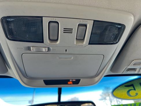 Used 2015 Subaru Outback 2.5i Limited image 31