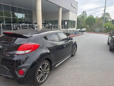 Used 2016 Hyundai Veloster Turbo image 5