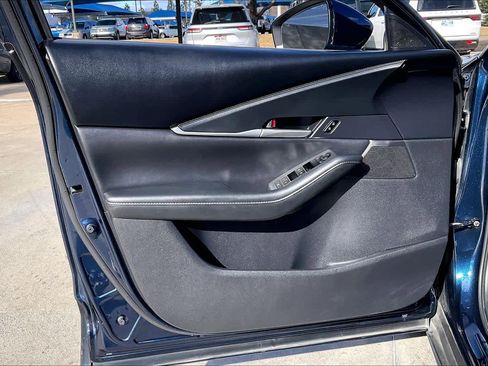 Used 2021 MAZDA CX-30 FWD 2.5 S w/ Select Package image 20