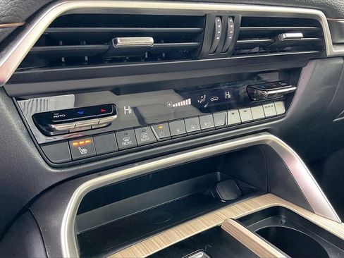 Used 2025 MAZDA CX-70 3.3 Turbo w/ Preferred Package image 25