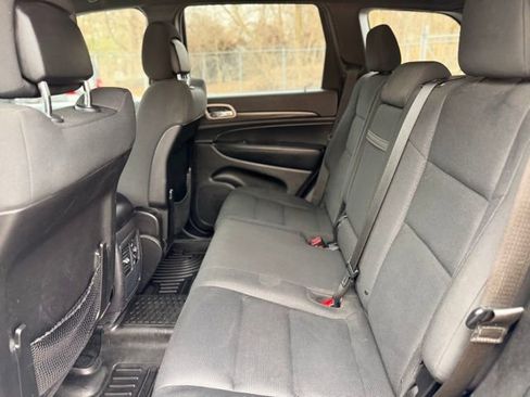 Used 2014 Jeep Grand Cherokee Laredo w/ 18" Wheel & 8.4" Radio Group image 22