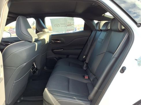 New 2026 Toyota Crown Platinum image 4