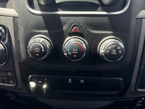 Used 2018 RAM 1500 Express w/ Express Value Package AWD/4WD image 29