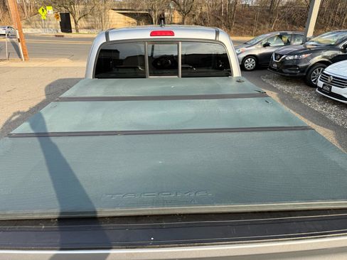 Used 2019 Toyota Tacoma SR w/ SX Package image 13