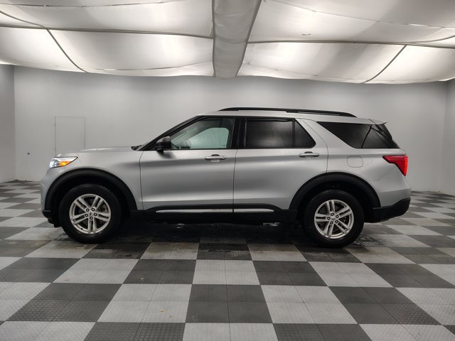Certified 2022 Ford Explorer XLT w/ Class IV Trailer Tow Package AWD/4WD image 4