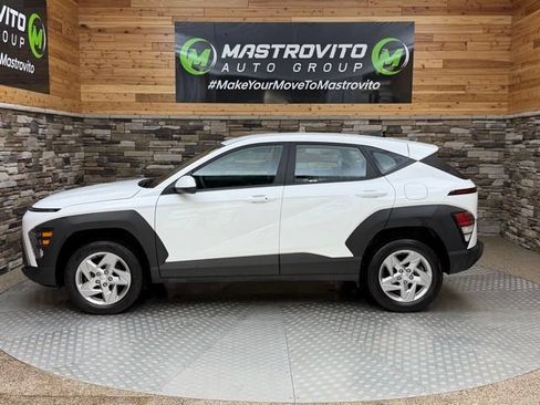 Certified 2024 Hyundai Kona SE AWD/4WD image 6