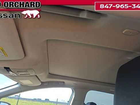 Used 2025 Nissan Murano SL AWD/4WD image 9