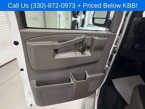 Used 2024 GMC Savana 2500 w/ Driver Convenience Package RWD image 10