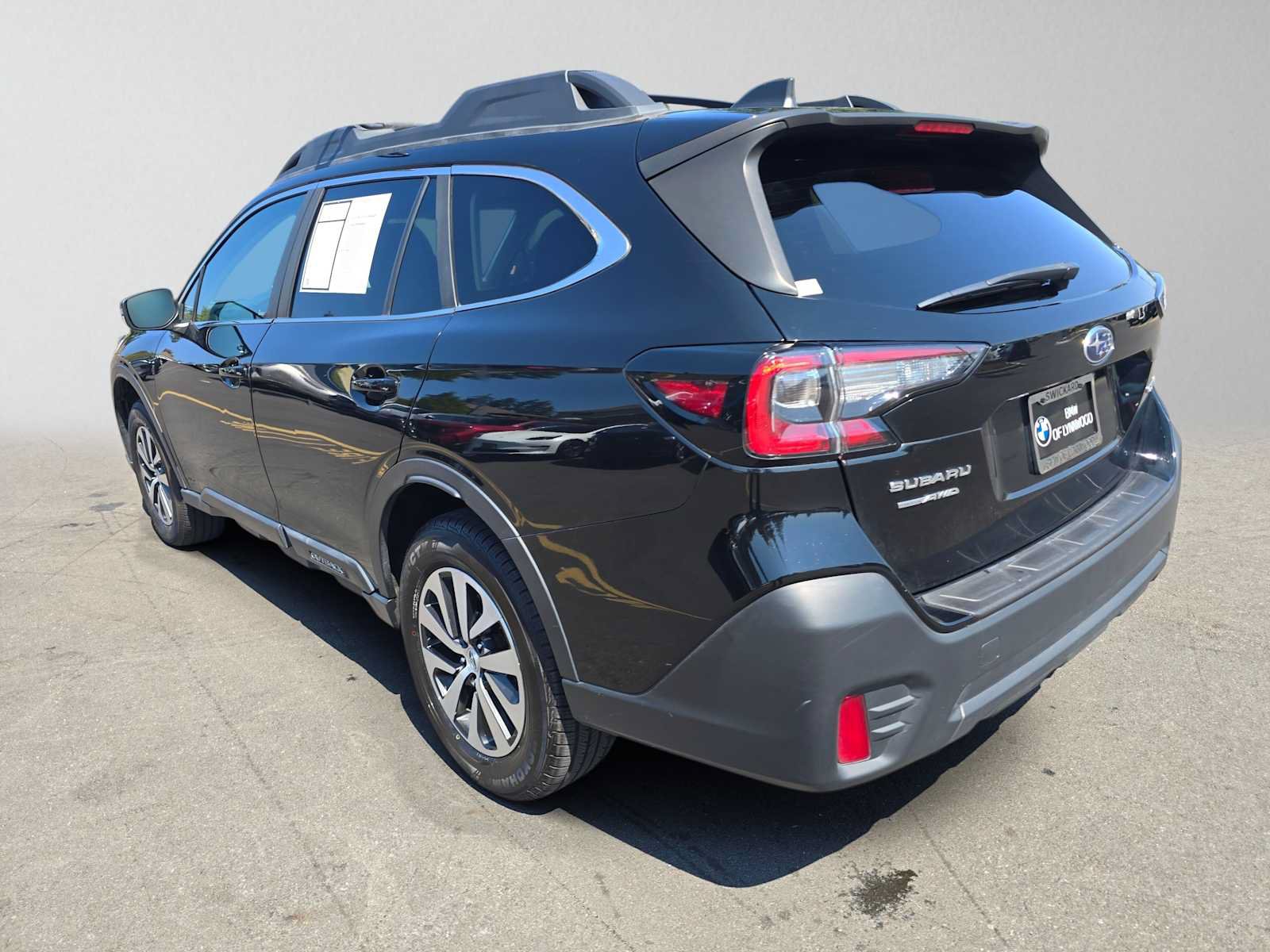 Used 2021 Subaru Outback Premium AWD/4WD image 5