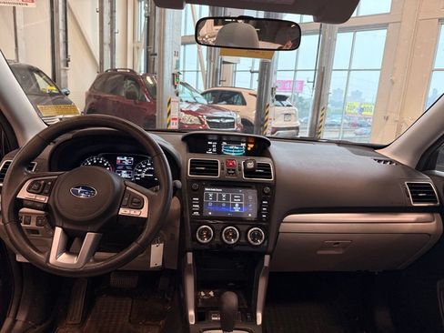 Used 2018 Subaru Forester 2.5i Premium AWD/4WD image 10