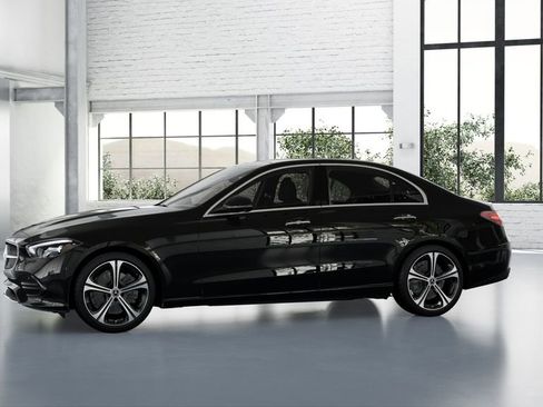 Used 2025 Mercedes-Benz C 300 Sedan image 31