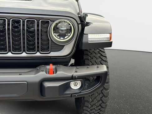 New 2026 Jeep Gladiator Mojave AWD/4WD image 10