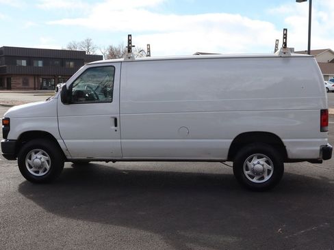 Used 2013 Ford E-250 and Econoline 250 image 9
