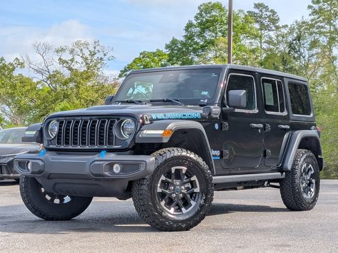 Used 2025 Jeep Wrangler Unlimited Rubicon 4xe w/ Convenience Group image 4