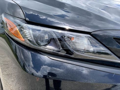 Used 2024 Toyota Camry SE w/ Convenience Package FWD image 27
