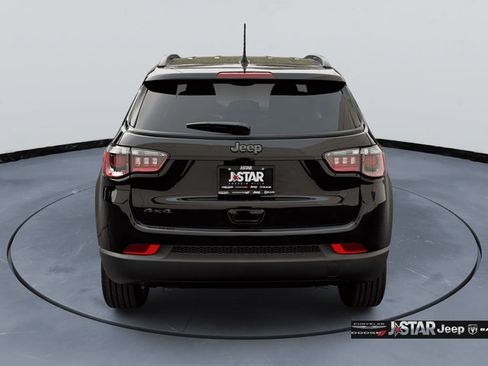 New 2026 Jeep Compass Latitude AWD/4WD image 5