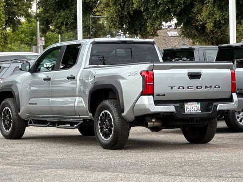 Certified 2025 Toyota Tacoma TRD Off-Road w/ TRD Off Road Upgrade Package AWD/4WD image 5