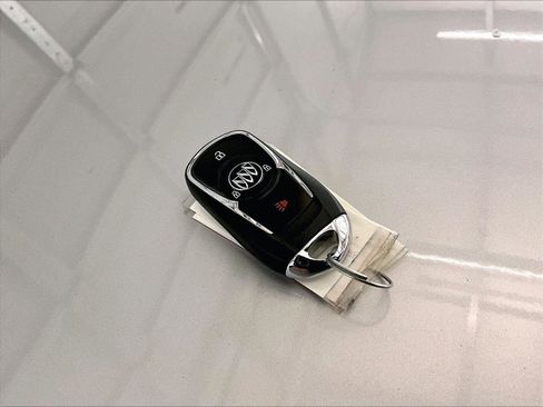 Used 2021 Buick Encore Preferred w/ Safety Package AWD/4WD image 9