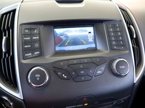 Used 2016 Ford Edge SEL image 41