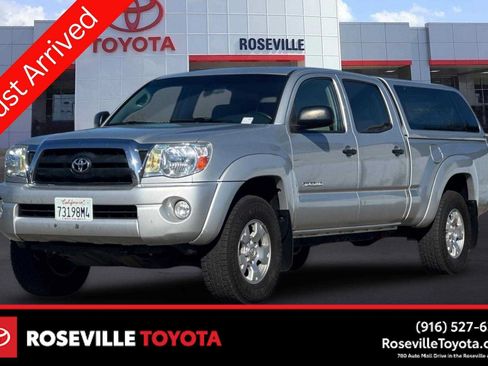 Used 2005 Toyota Tacoma 4x4 Double Cab w/ SR5 Pkg #8 image 1