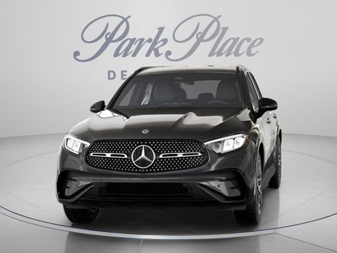 Used 2026 Mercedes-Benz GLC 300 4MATIC image 60