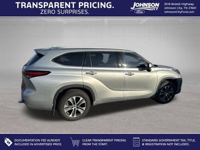 Used 2022 Toyota Highlander XLE