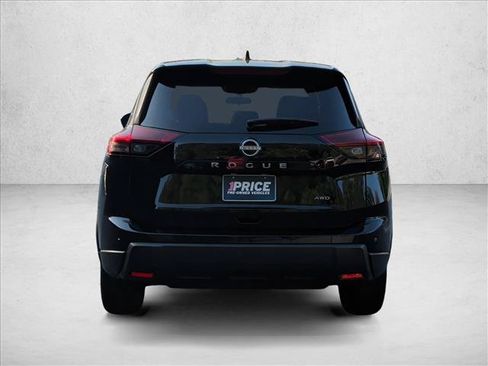 Used 2024 Nissan Rogue S AWD/4WD image 6