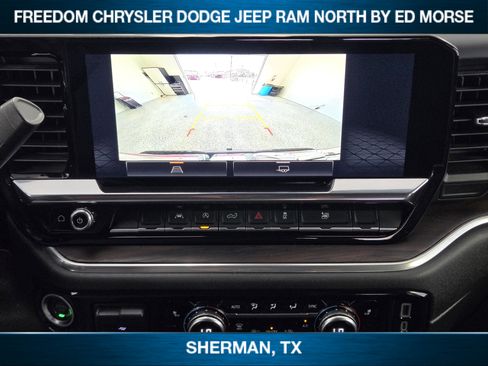 Used 2025 GMC Sierra 1500 SLT AWD/4WD image 12