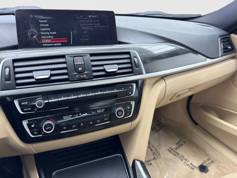 Used 2016 BMW 328i Sedan RWD image 24