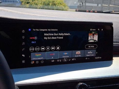 Certified 2025 Nissan Murano SL w/ Cargo Package AWD/4WD image 18