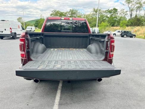 Used 2024 RAM 1500 Laramie AWD/4WD image 8