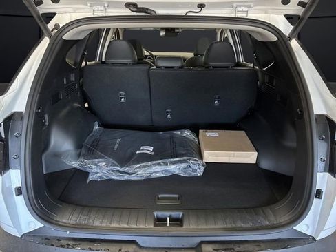 New 2025 Hyundai Tucson SEL image 16