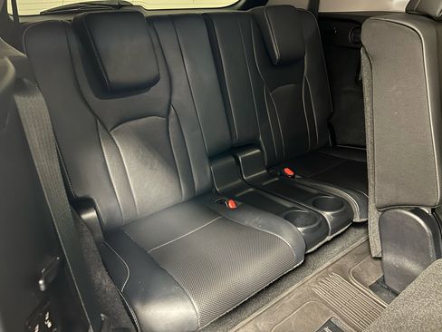 Used 2022 Lexus RX 350L FWD w/ Premium Package image 19